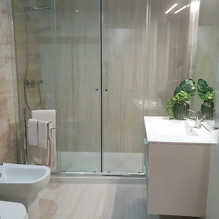 The Shore@greencoast - Waterfront House Espinho Casa vacanze *