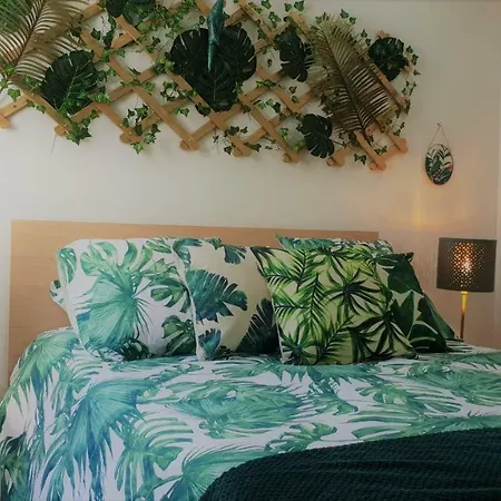 The Shore@greencoast - Waterfront House Espinho Prázdninový dům *